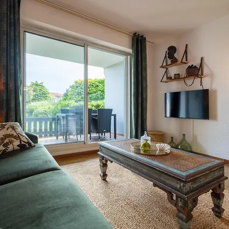 Appartement De Avec Terrasse